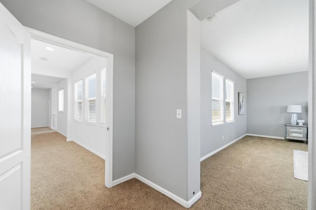 337 Scrub Oak Dr, Lathrop, CA 95330
