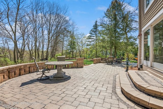 2S283 Route 59, Warrenville, IL 60555