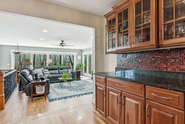 2S283 Route 59, Warrenville, IL 60555