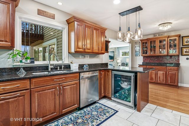 2S283 Route 59, Warrenville, IL 60555