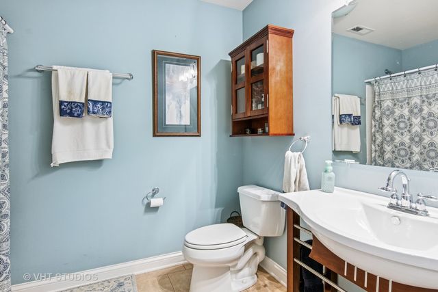 2S283 Route 59, Warrenville, IL 60555