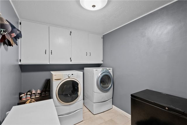 402 June Street, Bryan, TX 77802