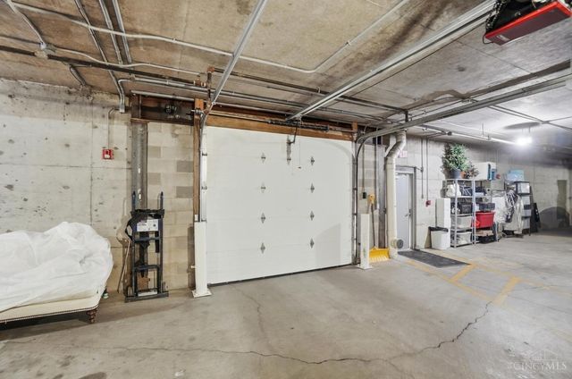 2235 Riverside Drive, Cincinnati, OH 45202