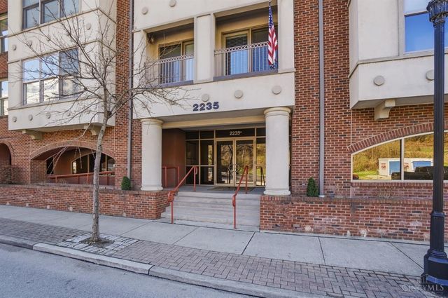 2235 Riverside Drive, Cincinnati, OH 45202