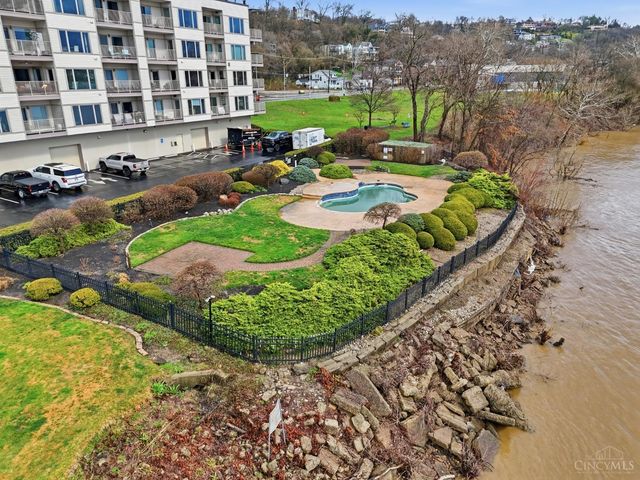 2235 Riverside Drive, Cincinnati, OH 45202