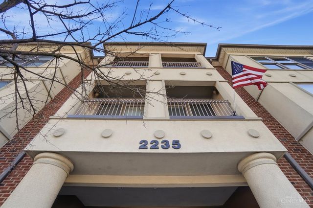 2235 Riverside Drive, Cincinnati, OH 45202