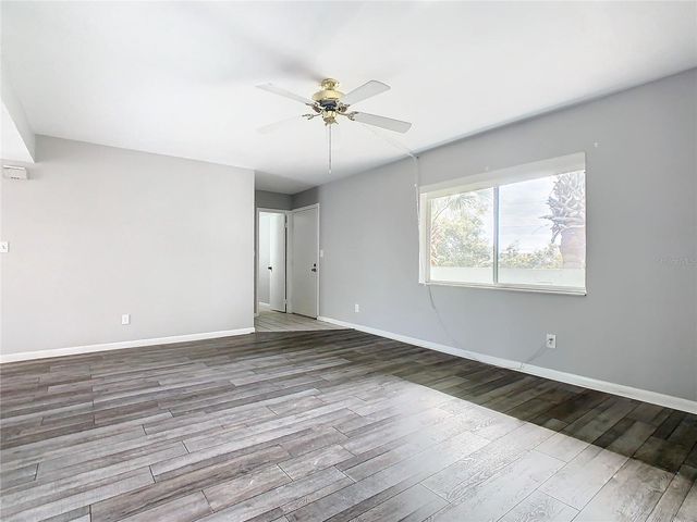 1130 N LAKE PARKER AVENUE A302, Lakeland, FL 33805
