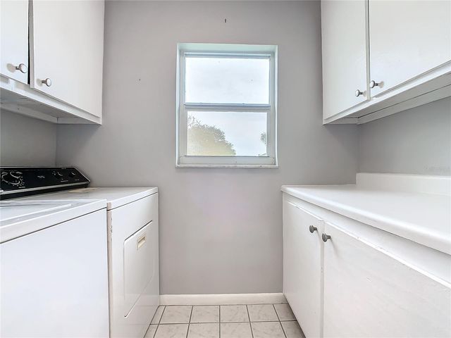 1130 N LAKE PARKER AVENUE A302, Lakeland, FL 33805