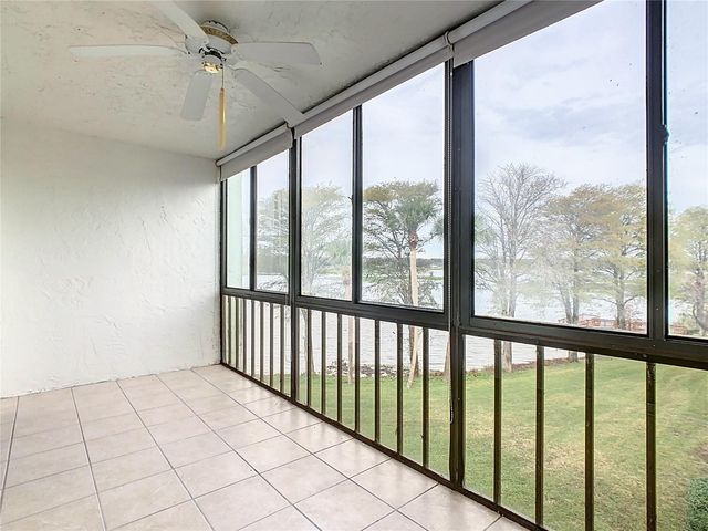 1130 N LAKE PARKER AVENUE A302, Lakeland, FL 33805