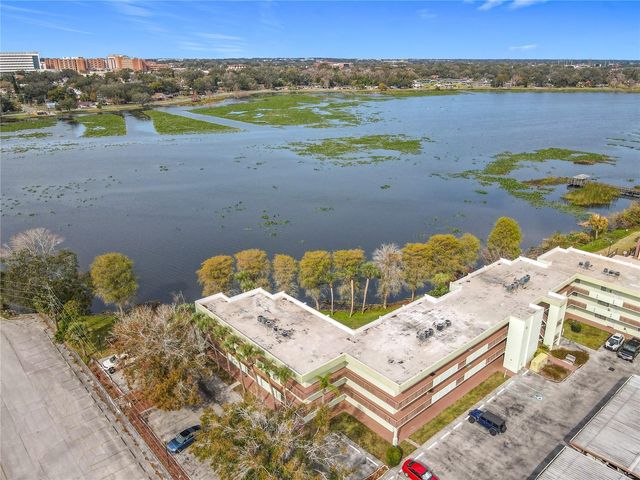 1130 N LAKE PARKER AVENUE A302, Lakeland, FL 33805