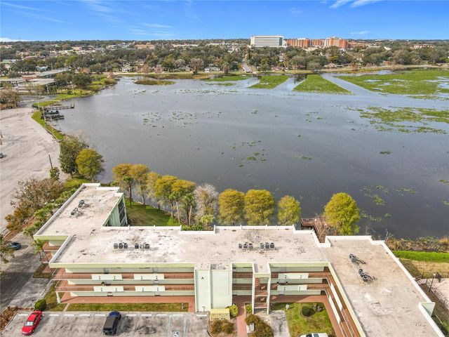 1130 N LAKE PARKER AVENUE A302, Lakeland, FL 33805