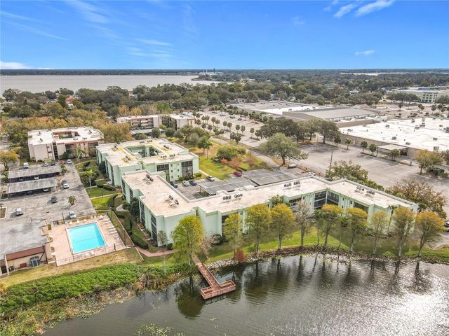 1130 N LAKE PARKER AVENUE A302, Lakeland, FL 33805