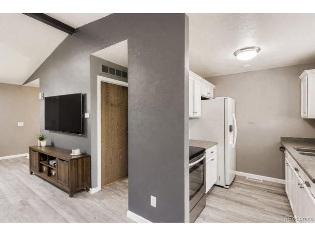 4247 S Pitkin St, Aurora, CO 80013