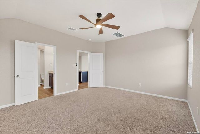 6806 Bale Rdg, San Antonio, TX 78252