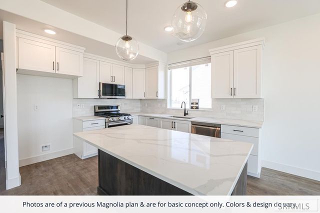 2927 N Grant Avenue, Idaho Falls, ID 83401