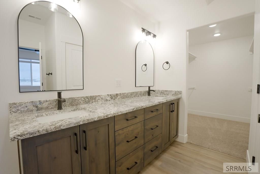 Image 11 of property listing at 2927 N Grant Avenue, Idaho Falls, ID 83401