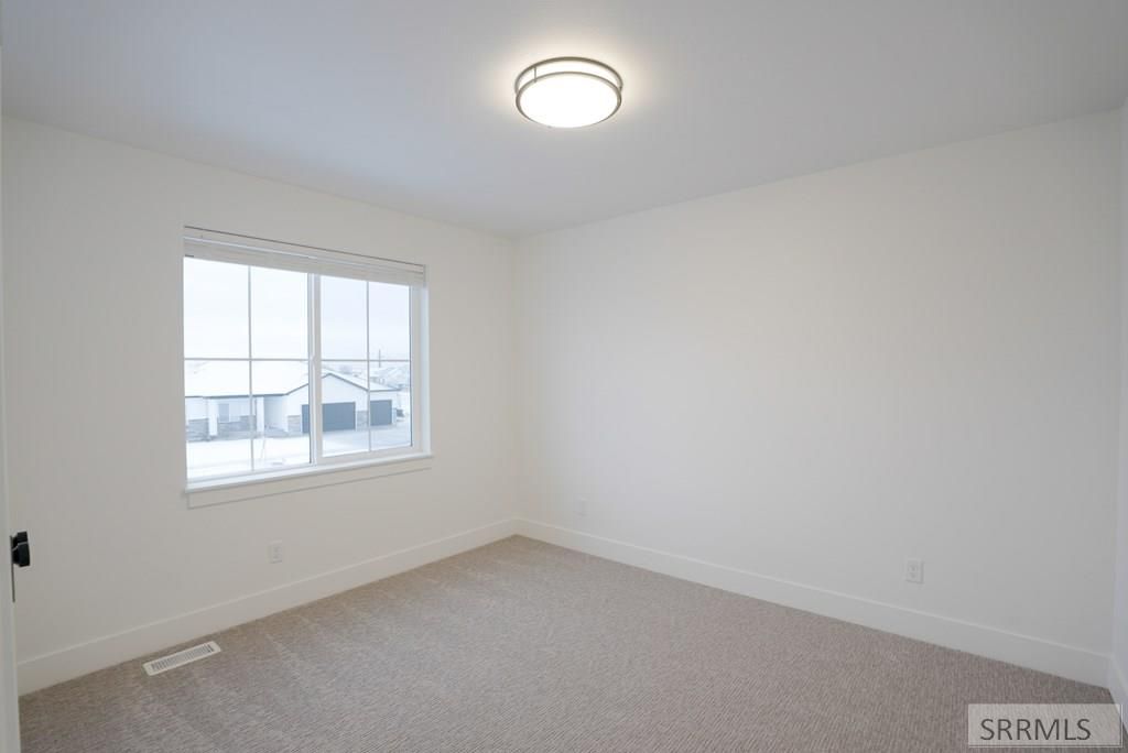 Image 20 of property listing at 2927 N Grant Avenue, Idaho Falls, ID 83401