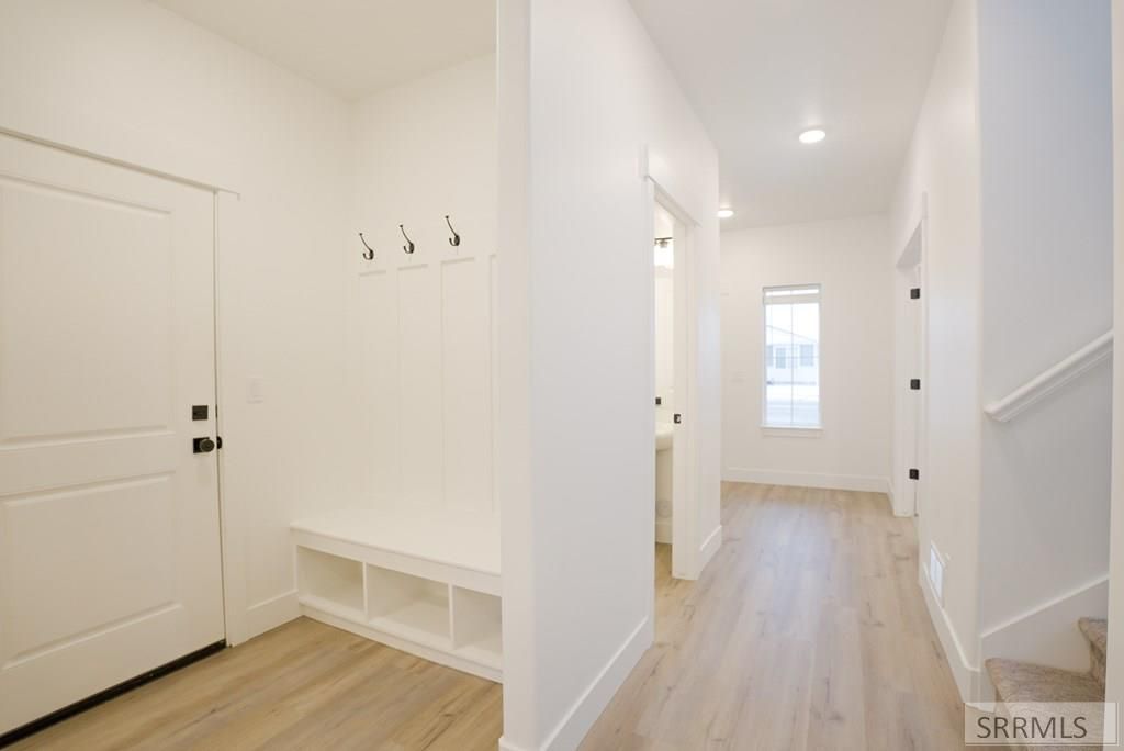 Image 4 of property listing at 2927 N Grant Avenue, Idaho Falls, ID 83401