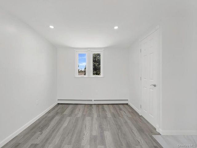 8 Winthrop Street 2, Lynbrook, NY 11563