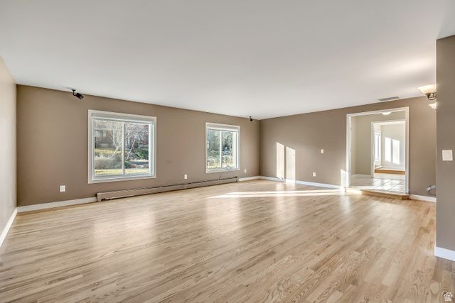 3071 E 7335 S, Cottonwood Heights, UT 84121