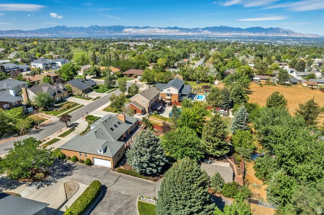 3071 E 7335 S, Cottonwood Heights, UT 84121