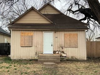 643 W Hendryx Ave, Wichita, KS 67213