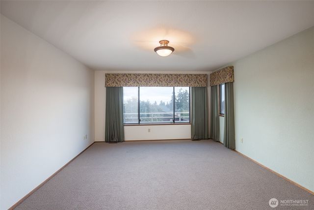 527 S Liberty Street, Port Angeles, WA 98362
