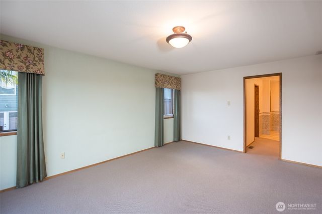 527 S Liberty Street, Port Angeles, WA 98362