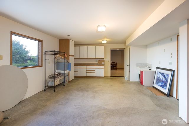 527 S Liberty Street, Port Angeles, WA 98362