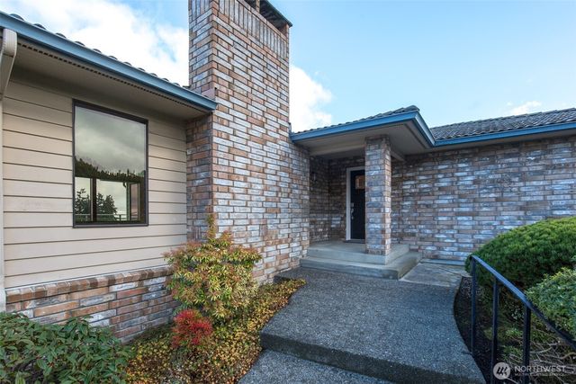527 S Liberty Street, Port Angeles, WA 98362