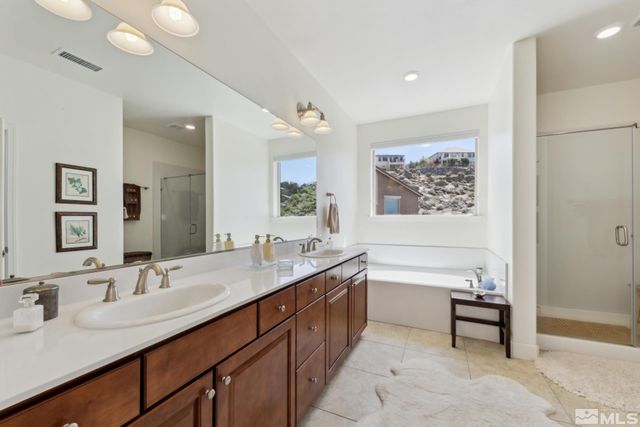 8770 Lost Creek Court, Reno, NV 89523