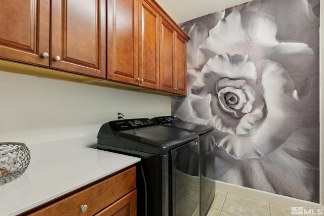 8770 Lost Creek Court, Reno, NV 89523