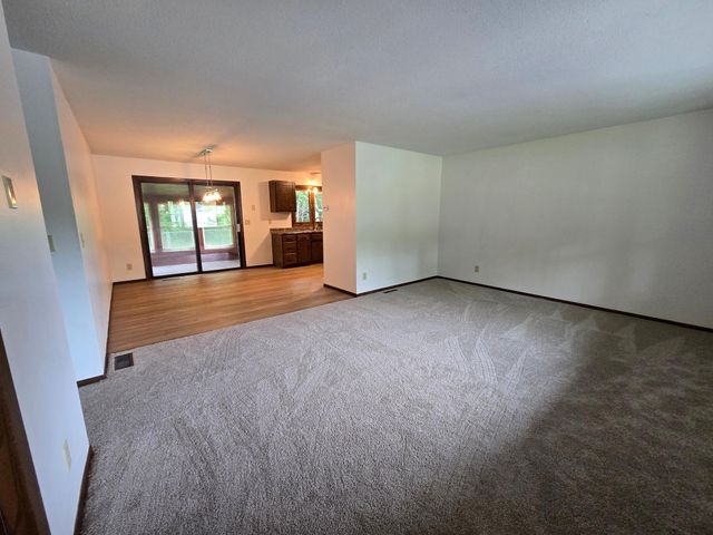 409 Main Street S, Saint Michael, MN 55376