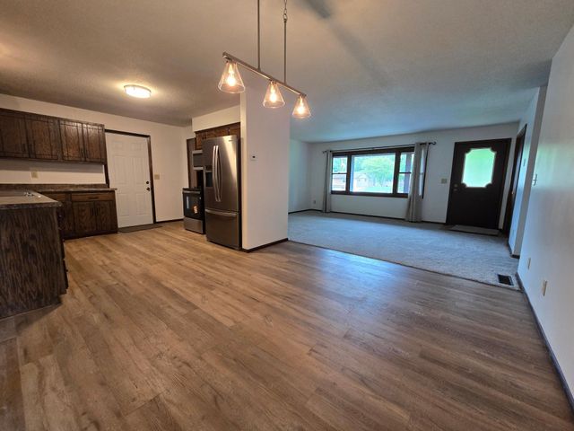 409 Main Street S, Saint Michael, MN 55376