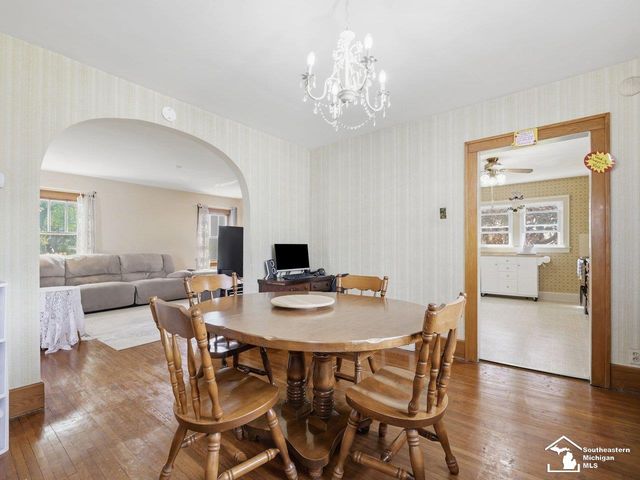 2361 Manhattan Street, Erie, MI 48133