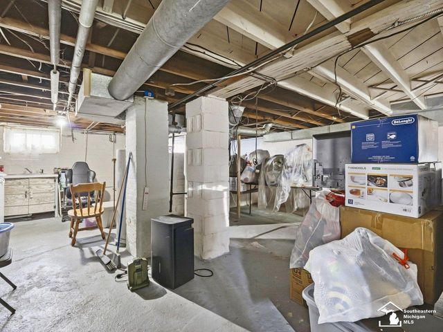 2361 Manhattan Street, Erie, MI 48133