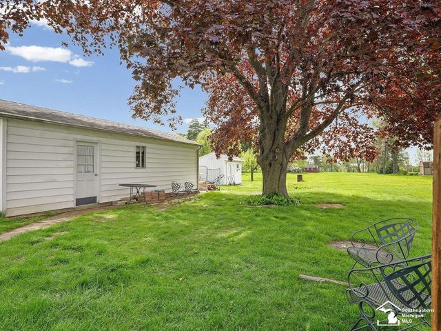 2361 Manhattan Street, Erie, MI 48133
