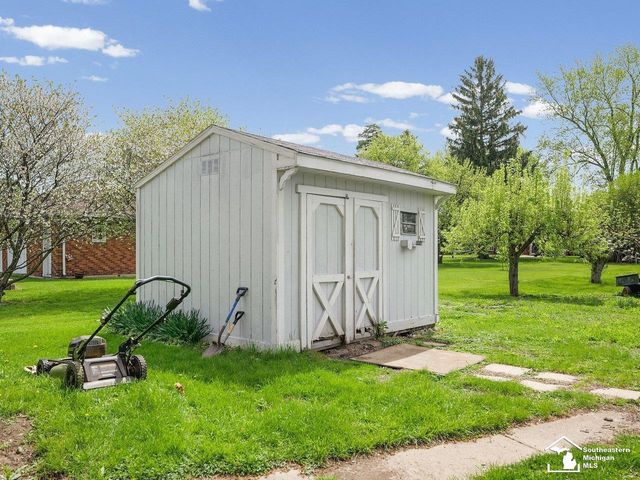 2361 Manhattan Street, Erie, MI 48133