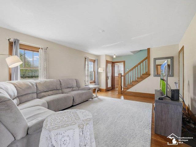 2361 Manhattan Street, Erie, MI 48133