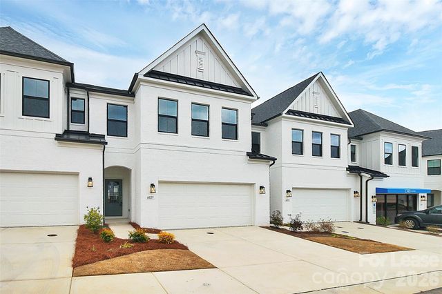 6029 Mariemont Circle, Charlotte, NC 28226