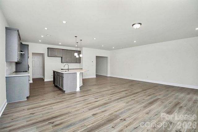 6029 Mariemont Circle, Charlotte, NC 28226