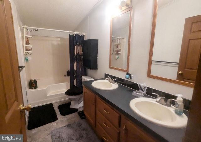 43 PARKVIEW HEIGHTS RD, Ephrata, PA 17522