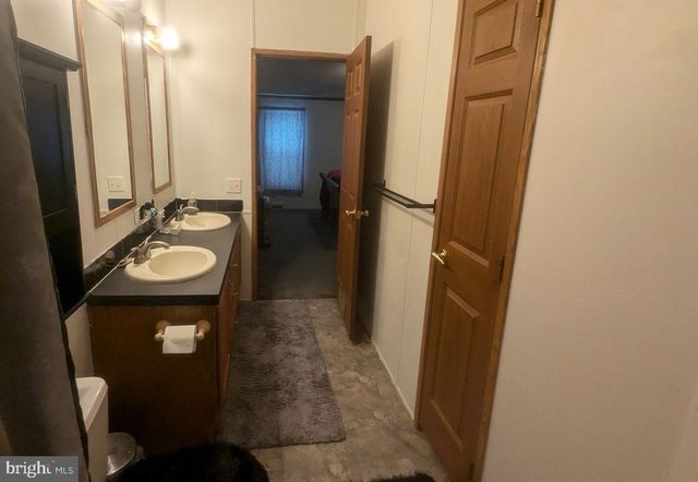 43 PARKVIEW HEIGHTS RD, Ephrata, PA 17522