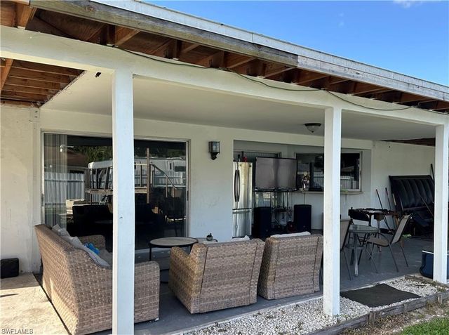 4544 22nd PL SW, Naples, FL 34116