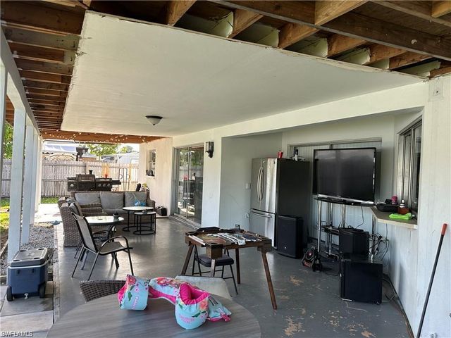 4544 22nd PL SW, Naples, FL 34116