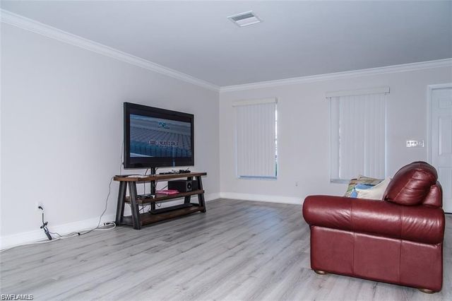 4544 22nd PL SW, Naples, FL 34116