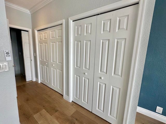 4230 N OCEAN Drive, Hollywood, FL 33019