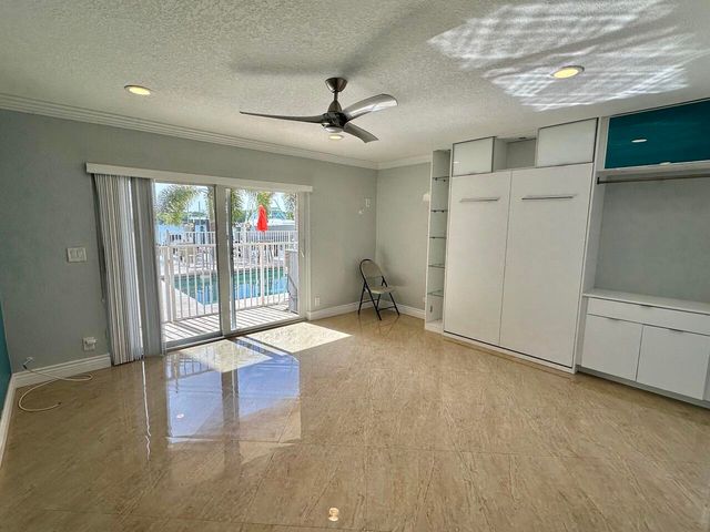 4230 N OCEAN Drive, Hollywood, FL 33019