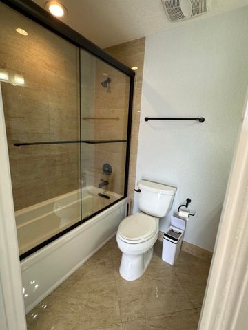 4230 N OCEAN Drive, Hollywood, FL 33019
