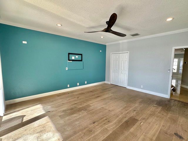 4230 N OCEAN Drive, Hollywood, FL 33019